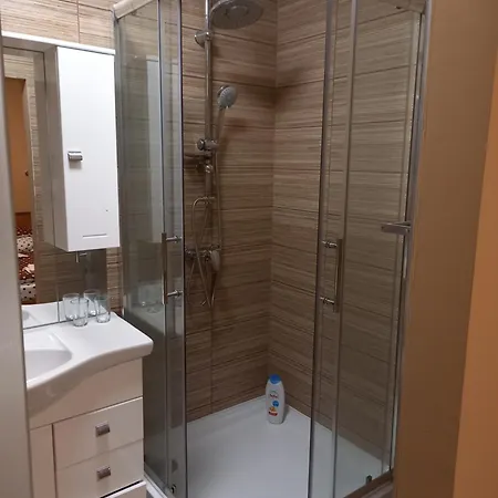 Borhaz Dedestapolcsany