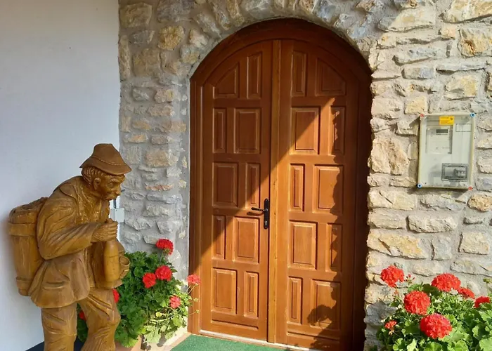 Borhaz Guest house